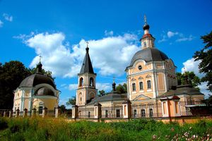 Сергиев Посад, Успенский храм (Сергиев Посад)