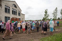 Крестный ход, прихожане