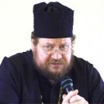 Священник Олег Стеняев отвечает радиослушателям Священник Олег Стеняев отвечает радиослушателям