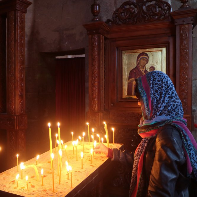 教堂里最初几步