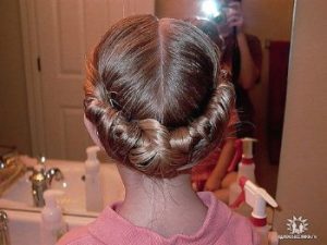 pricheskinarad16 1 - Нарядные прически для девочек и мам