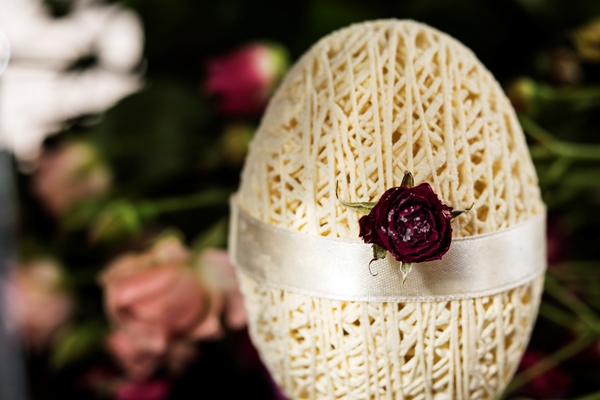Поделки к Пасхе close up of easter egg - Поделки к Пасхе