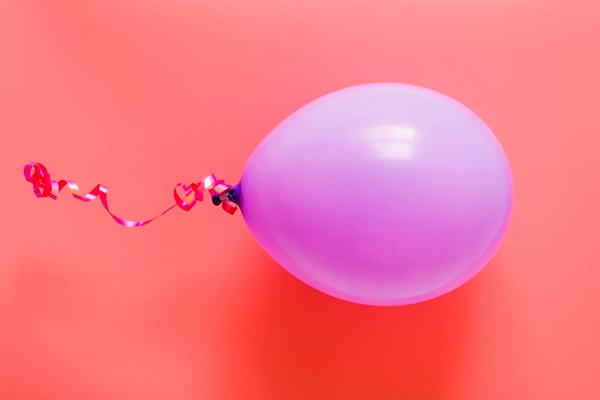 Поделки к Пасхе purple balloon pink background - Поделки к Пасхе