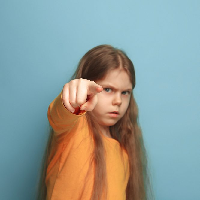 Ребенок и агрессия: скрытые и явные причины, неожиданные решения