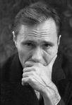 Читать: Жизни и творчество Василия Шукшина