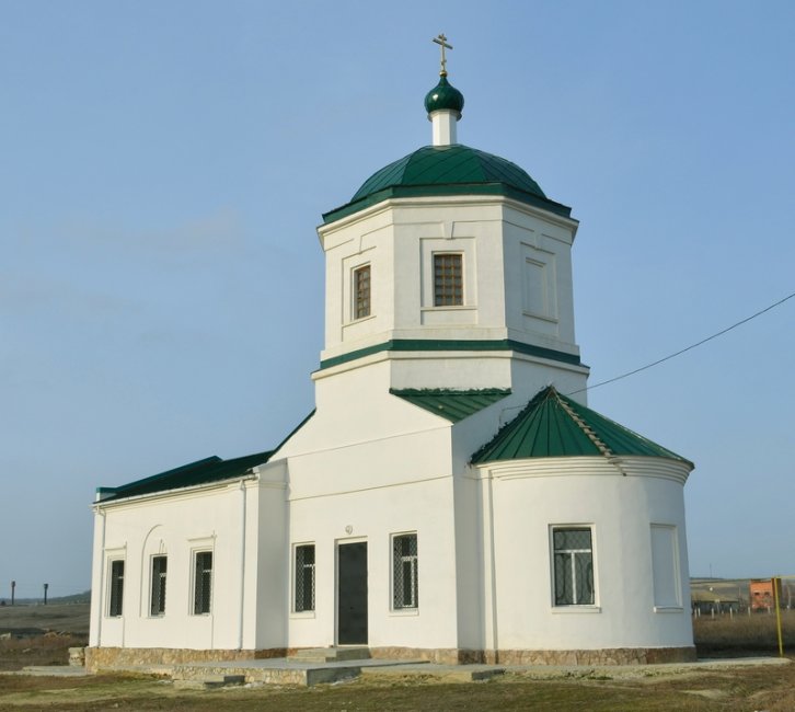 hram-voskreseniya-hristova-ivano-yazykovka-atkarskogo-rajjona-002.jpg
