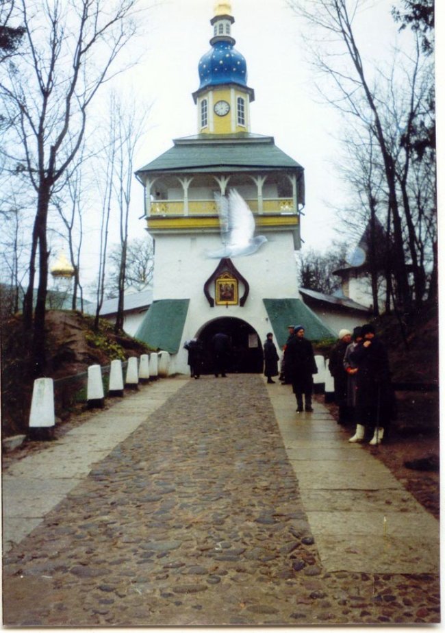 Чудо в Печорах.jpg