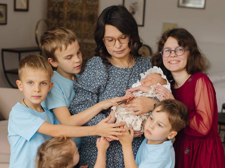 Куда понарожали?