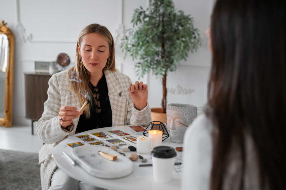 Медиумы и экстрасенсы – сплошное разорение