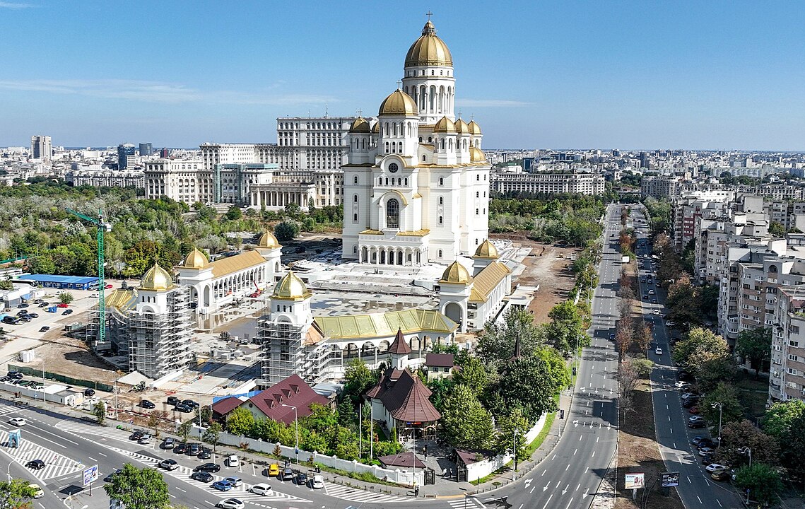 В Румынии построили самый большой в мире православный собор