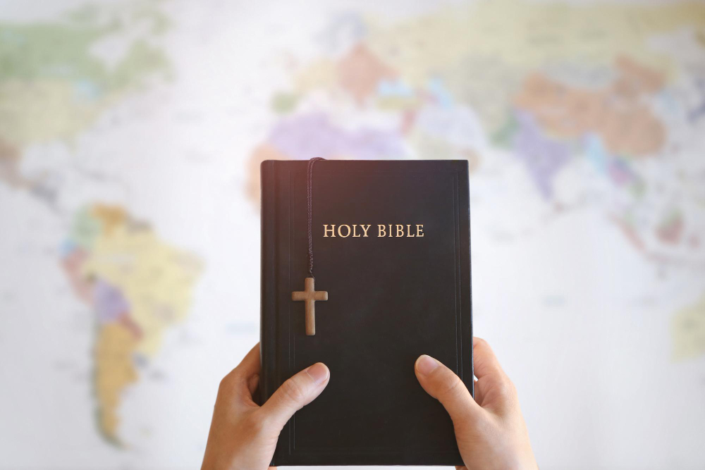Власти Никарагуа запретили туристам ввозить Библии в страну