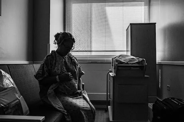Председатель патриаршей комиссии по вопросам семьи, защиты материнства и детства призвал к профилактике бесплодия в противовес практике суррогатного материнства