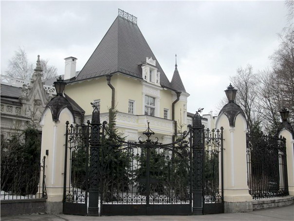 Санкт-Петербург, Каменный остров. Особняк Клейнмихель. К.К. Мейбом, К.Г.Прейс, 1911-1912