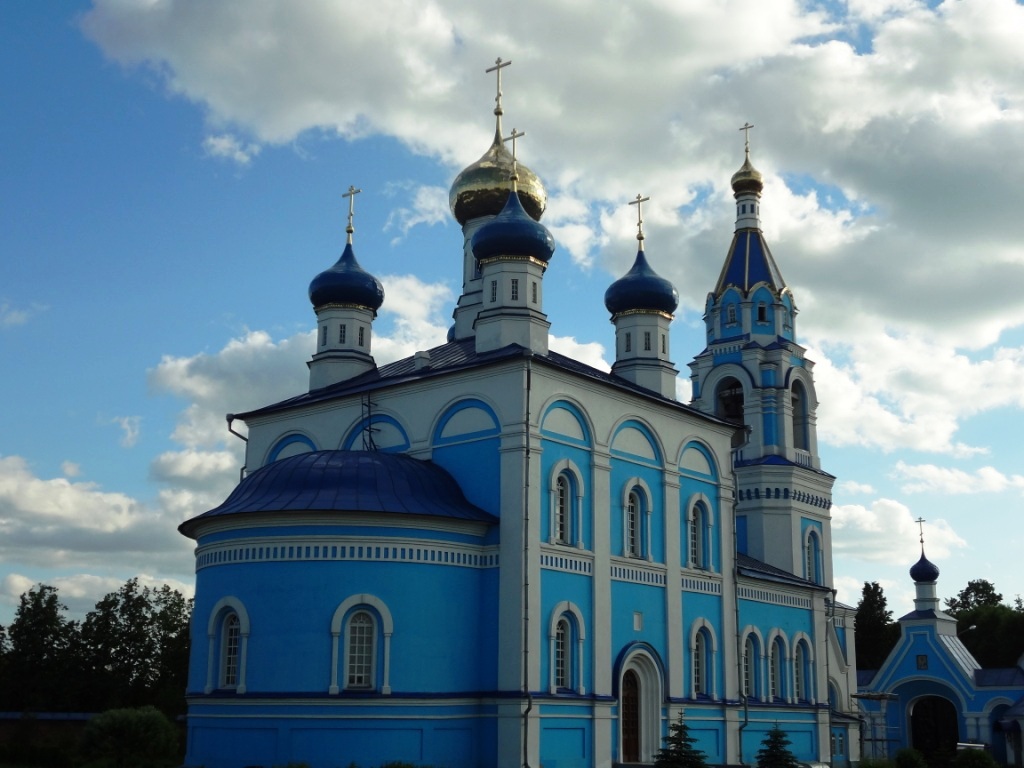 Сайт ивановского храма. Скорбященская Церковь Иваново. Храм всех скорбящих радость Иваново. Голубой храм Иваново. Иваново собор иконы Божией матери всех скорбящих радость.