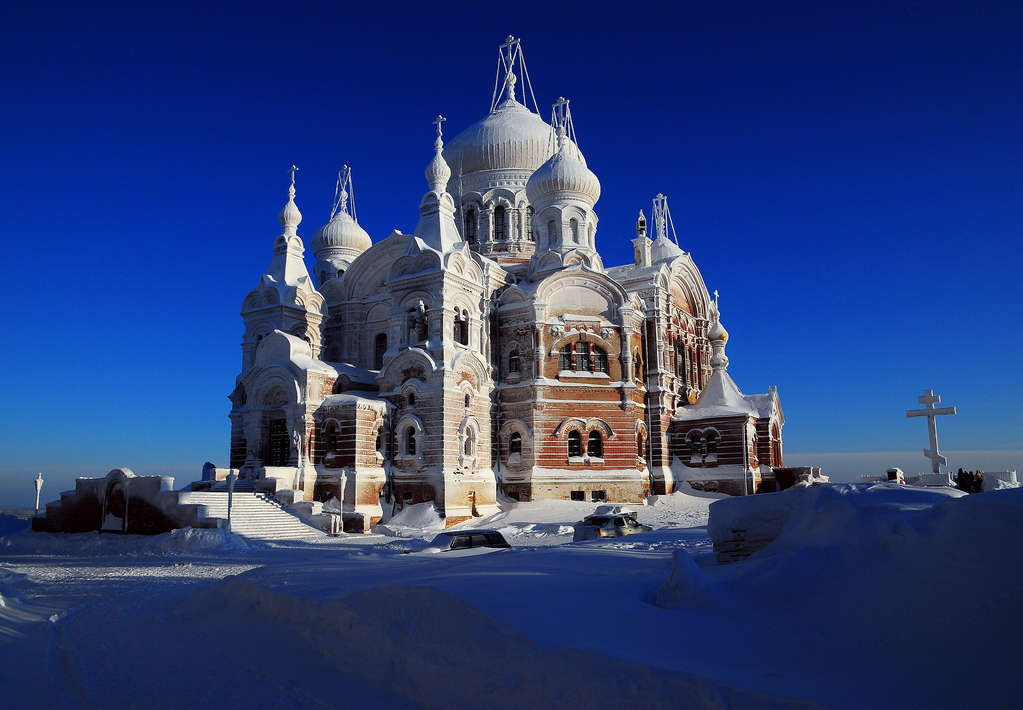 Белогорский николаевский монастырь. Белогорский Николаевский монастырь Пермский край. Белая гора Пермский край монастырь. Свято Николаевский монастырь Пермский край. Белозерский монастырь Пермский край.