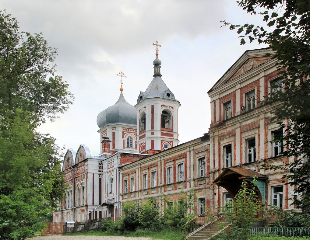 храмы в вышнем волочке