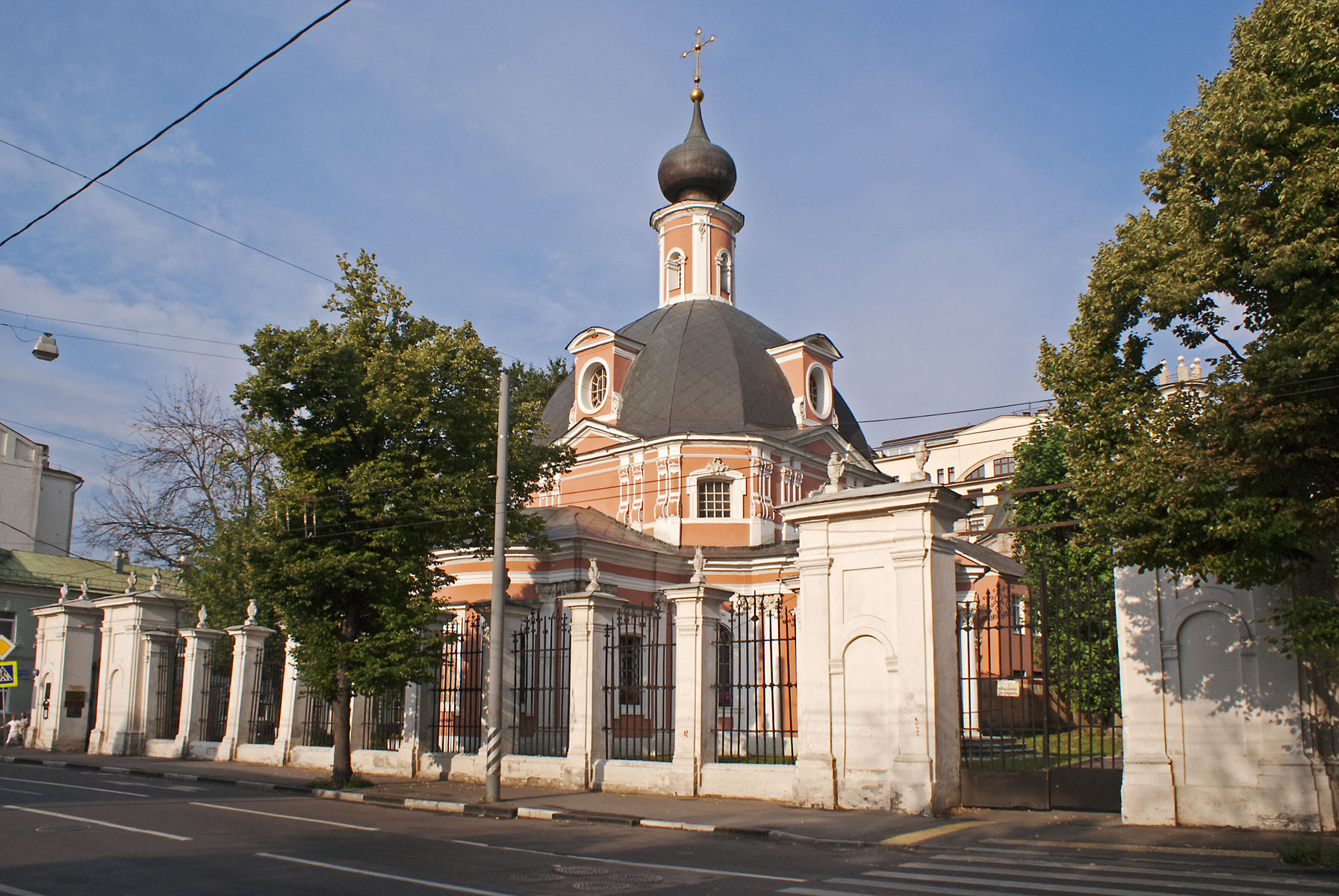 Церковь екатерины в москве. Храм св Екатерины на Всполье. Храм великомученицы Екатерины на Ордынке. Церковь Екатерины на Всполье в Москве. Храм Святой Екатерины в Москве на Ордынке.