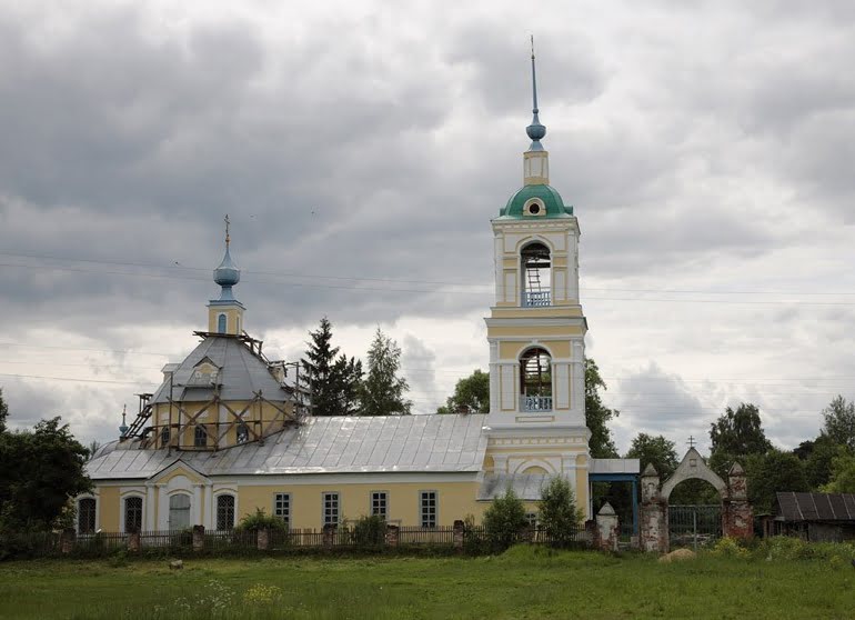 Храмовый комплекс села Троицкое