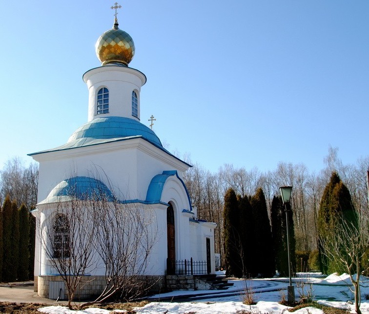 Поселок ленинский. Церковь Георгия Победоносца пос. Ленинский Тульская область. Поселок Ленинский храм Георгия Победоносца. Храм 