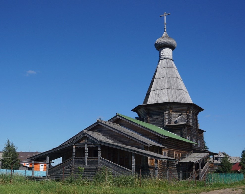 Каргополь деревянная Церковь