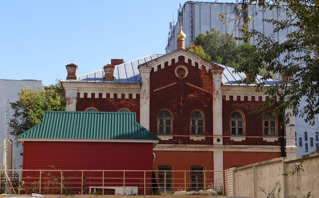 Подворье пустыня. Спасский женский монастырь Ульяновск. Спасский женский монастырь Симбирск. Спасское подворье женского монастыря Архангела Михаила (Ульяновск). Женский монастырь в Ульяновске на Карла Маркса.