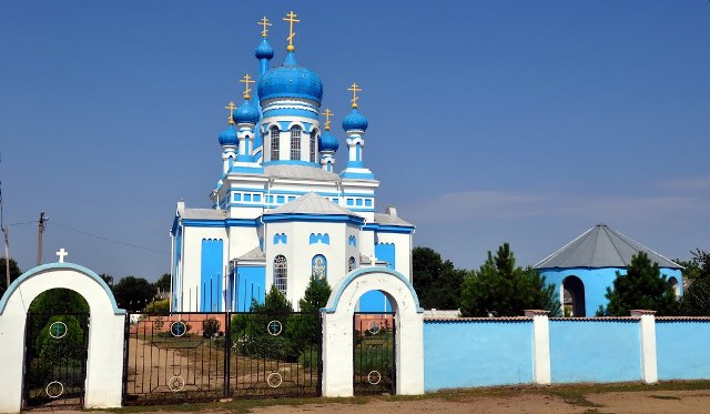 Первомайская республика крым фото Паломничество в Войково, храм Покрова Пресвятой Богородицы - Азбука паломника