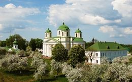 Спасо-Преображенский Новгород-Северский мужской монастырь