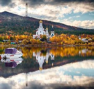 Собор Мончегорск.JPG