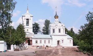 Брянск (храмы), Храм Святой Троицы в Бежичах (Брянск)2