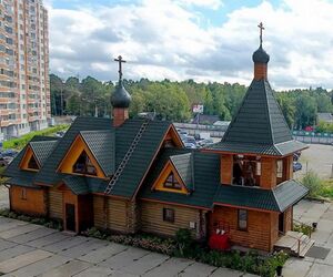 Серафимовский храм (Балашиха).jpg