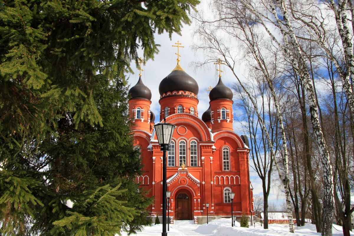 церкви и храмы московской области