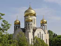 храм возле станции новогиреево