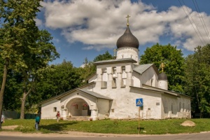 Церковь Воскресения Христова со Стадища (Псков), Церковь Воскресения Христова со Стадища