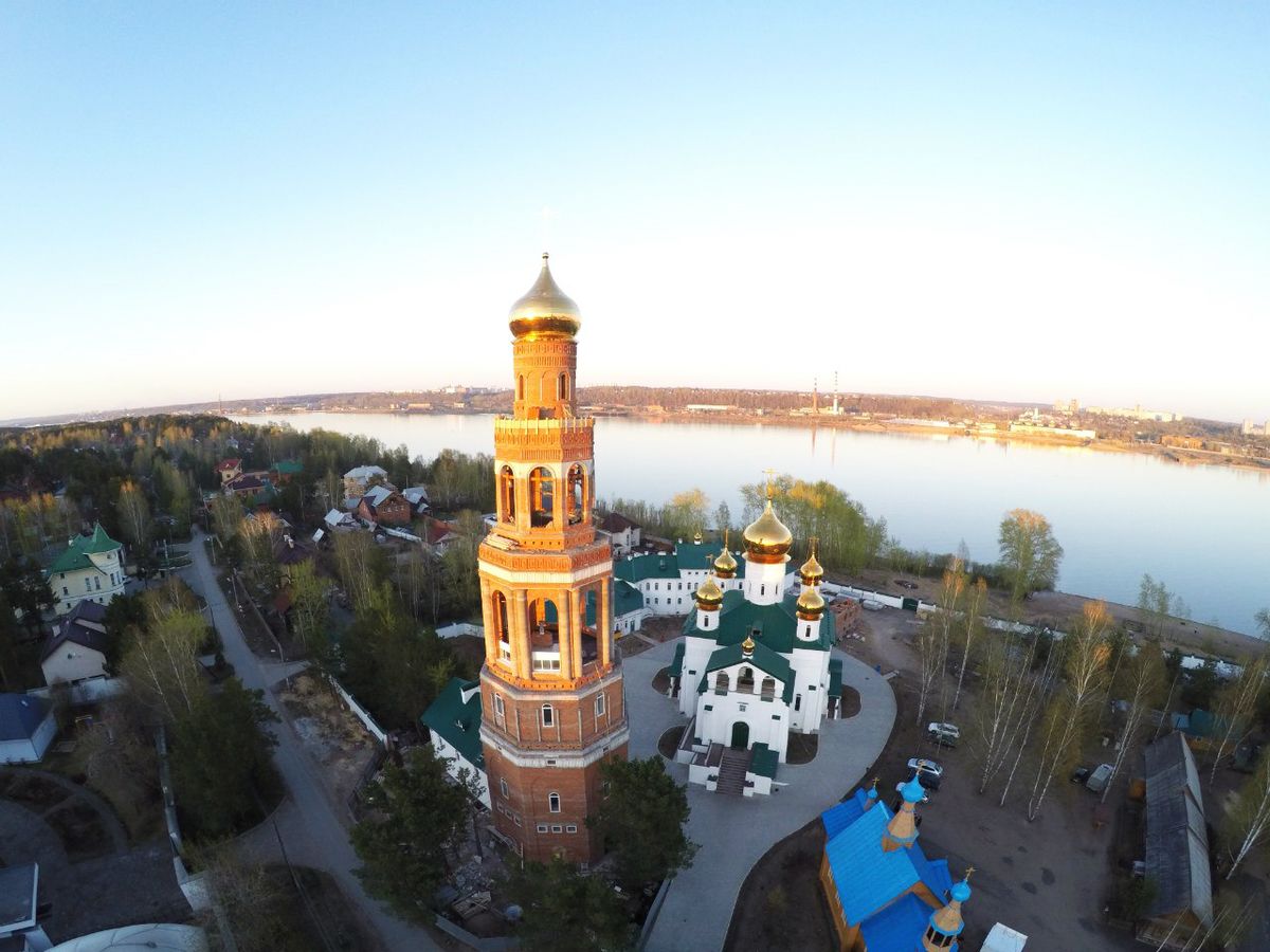 Курья пермский край. Богоявленский мужской монастырь Пермь Курья. Монастырь в Курье Пермь. Храм в верхней Курье Пермь. Богоявленский монастырь Пермь в верхней Курье.