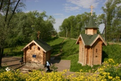 Источник в честь Иверской иконы Божией Матери в селе Дивеево