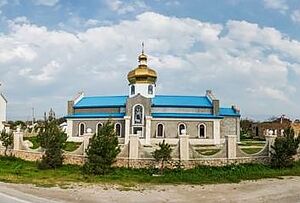 храм черноморское крым расписание