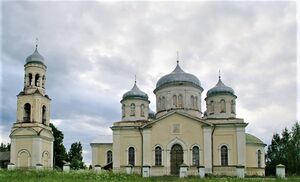 Церковь в честь Архангела Михаила (Красное), Храм Архангела Михаила в Красном