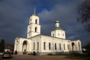 Собор Троицы Живоначальной (Остров)