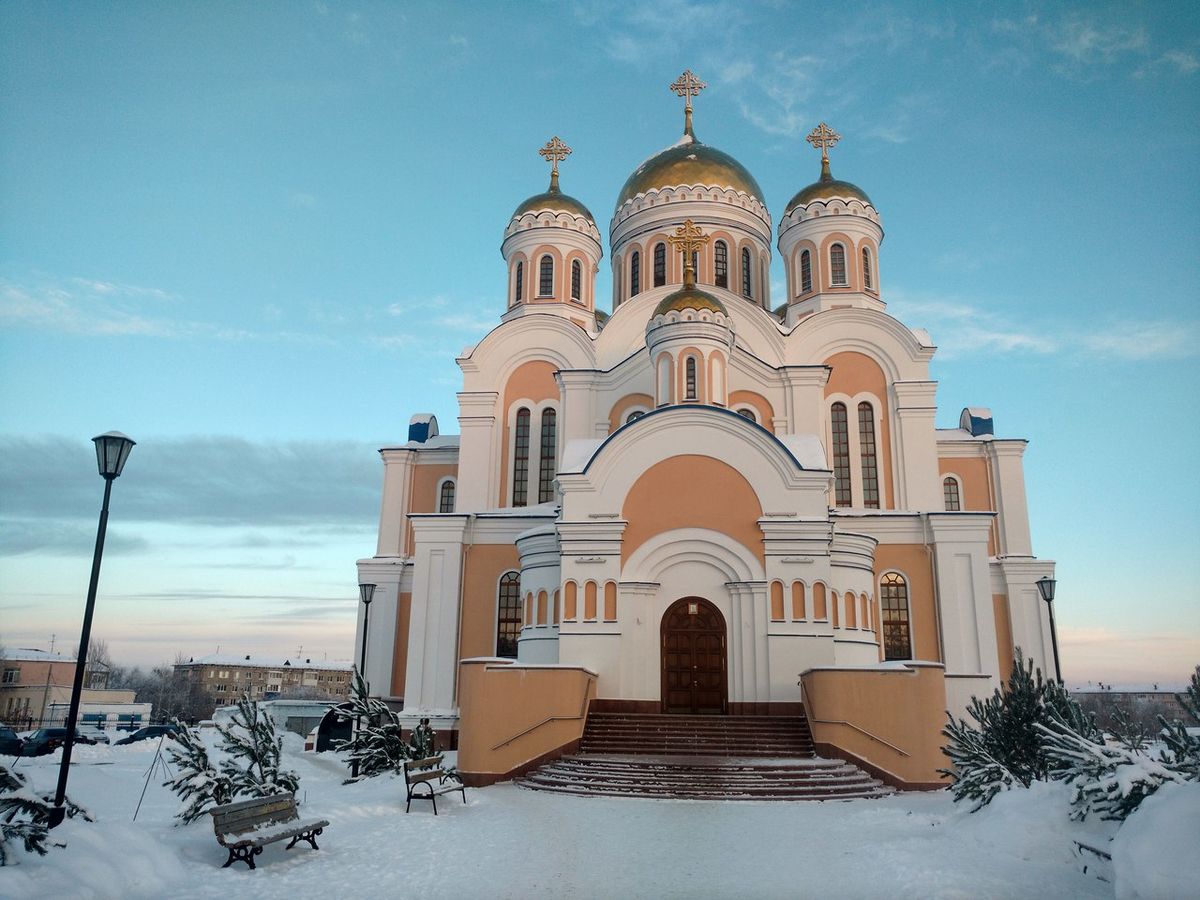 Паломничество в Новокуйбышевск, храм Серафимо-Дивеевской иконы Божией  Матери 