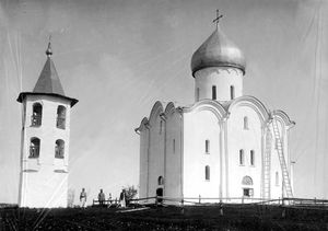Церковь Спаса Преображения на Нередице, Храм на нередице