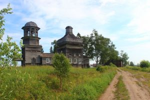 Церковь Богоявления Господня (Поле), Храм Богоявления Поле