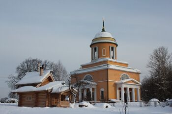 Крестовоздвиженский храм (Воздвиженское)