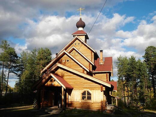 Гирвас посёлок Церковь