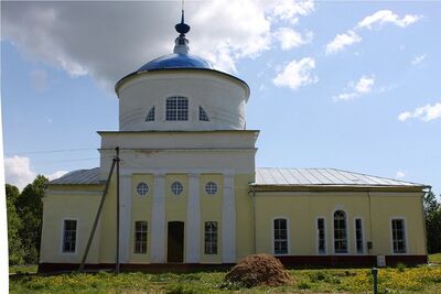 Успенский храм (Закубежье)
