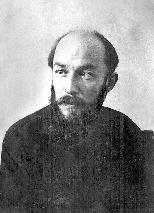 В ограде верных