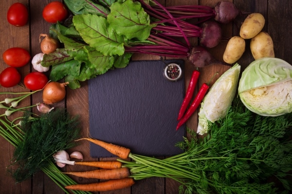 the main ingredients vegetables for cooking borsch beetroot cabbage carrots potatoes tomatoes top view - Постный борщ с черносливом