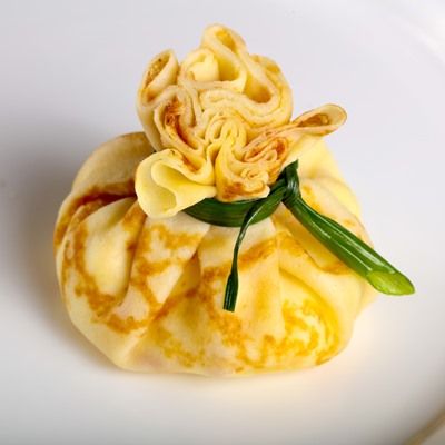 Постные дрожжевые «мешочки» с яблоками