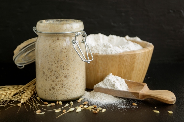 active rye sourdough in a glass jar for homemade bread - Кулич шоколадный