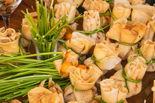 Постные дрожжевые "мешочки" с яблоками delicious closed pancake with filling - Постные дрожжевые "мешочки" с яблоками