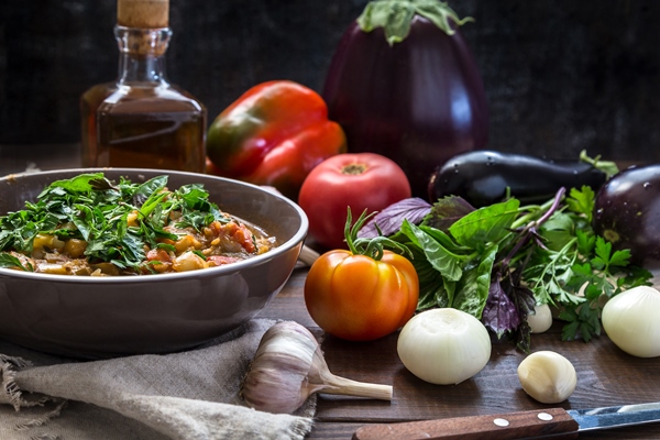 Закуска из баклажанов eggplant caviar and vegetables on the table - Закуска из баклажанов